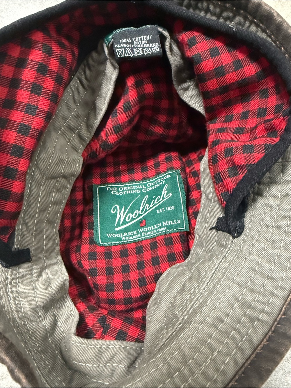 Woolrich Duckback Bucket Hat leather trim